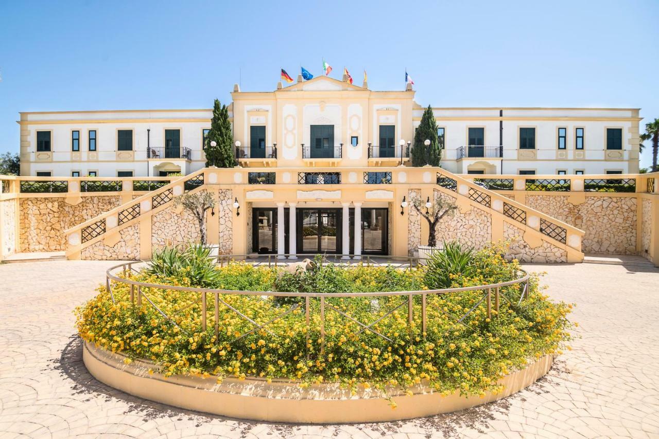 Delfino Beach Hotel Марсала Екстериор снимка