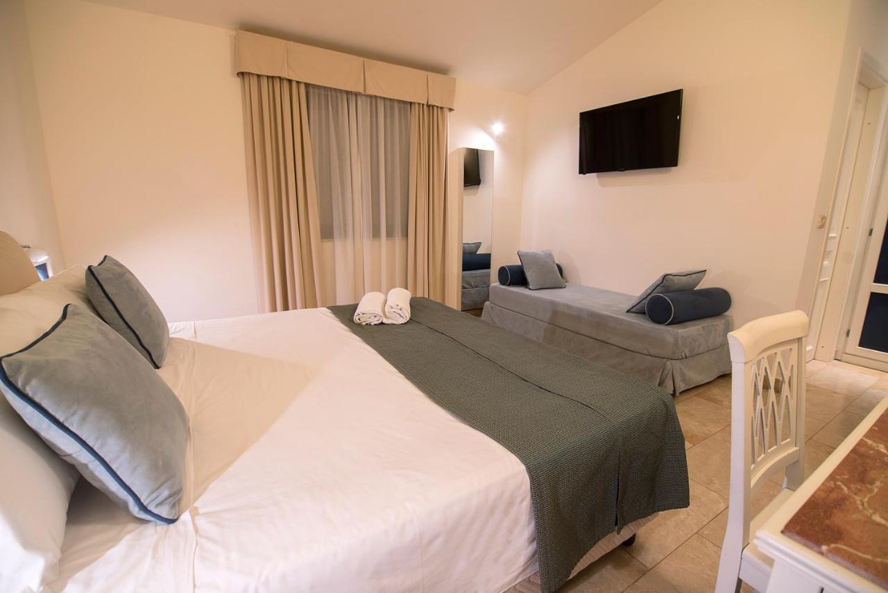 Delfino Beach Hotel Марсала Екстериор снимка